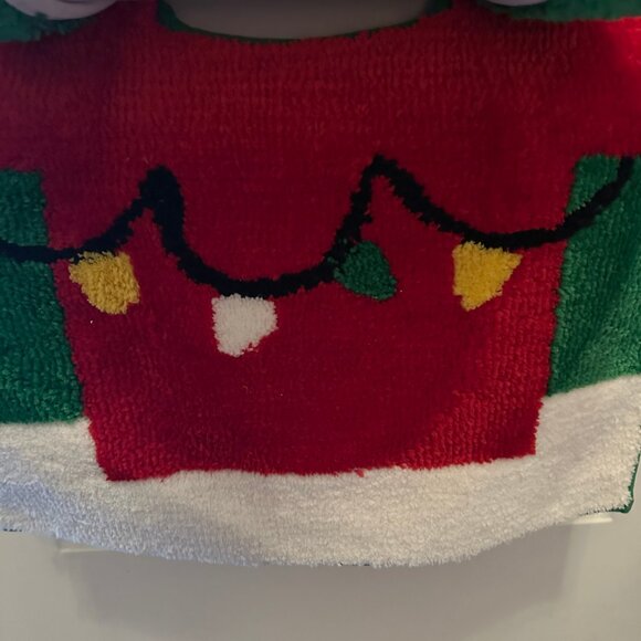 Peanuts Snoopy Christmas Bath Set Lid Cover 18.5x16.5" & Contour Rug 19x19" NWT - Picture 2 of 3